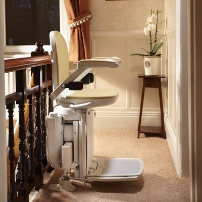 Brooks 180 stairlift for curved stairs