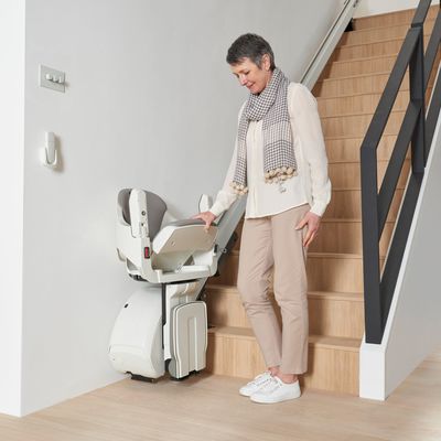 HomeGlide Extra premium stairlift